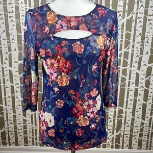 Navy blue floral print mesh second skin 3/4 sleeve shirt with cutout detail